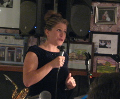 Photograph of Amy Roby